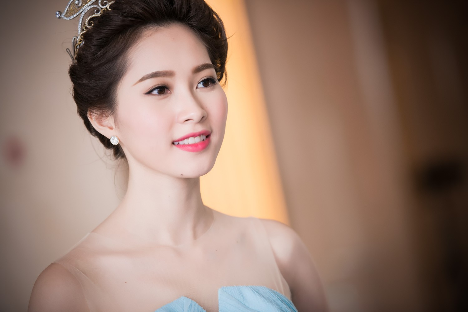 Liệu V-Line có phải là chuẩn mực mới của cái đẹp?