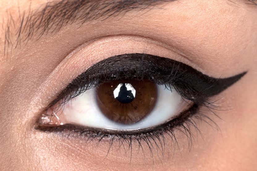 Những Cây Eyeliner Số Một Cho Nàng Đa Phong Cách.
