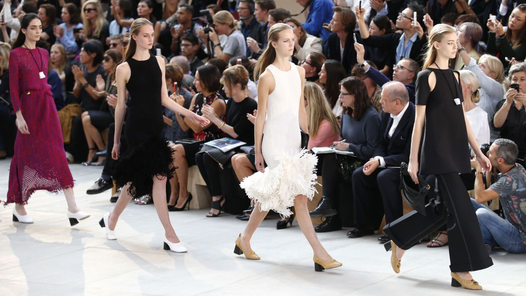 Ấn Tượng Tuần Lễ Thời Trang Paris Mùa Xuân 2015