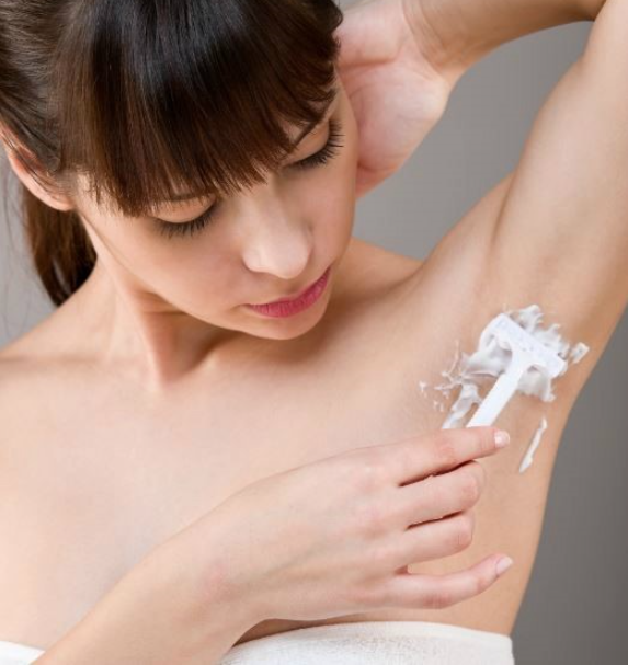 5 điều nữ giới cần ghi nhớ để sử dụng dao cạo đúng cách