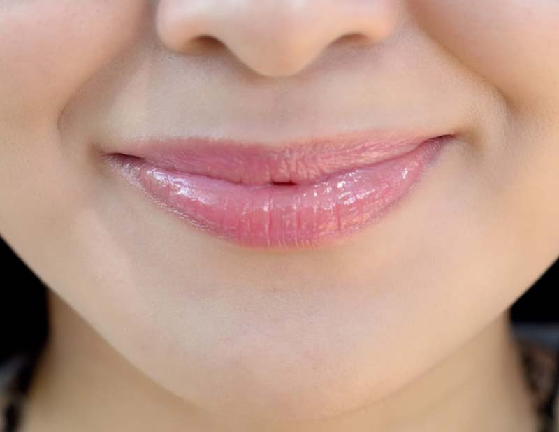 Tạm biệt lip balm tôi dùng dầu để dưỡng môi
