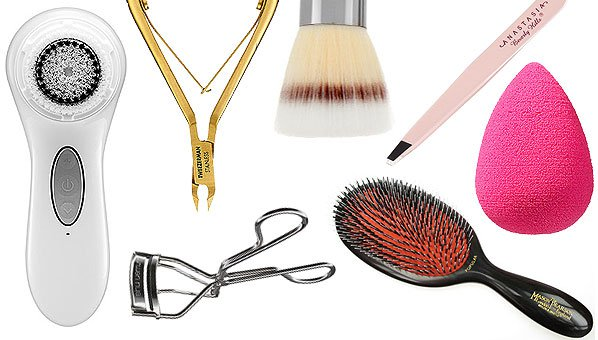 Hướng Dẫn Cách Vệ Sinh 20 Dụng Cụ Làm Đẹp Khác Nhau