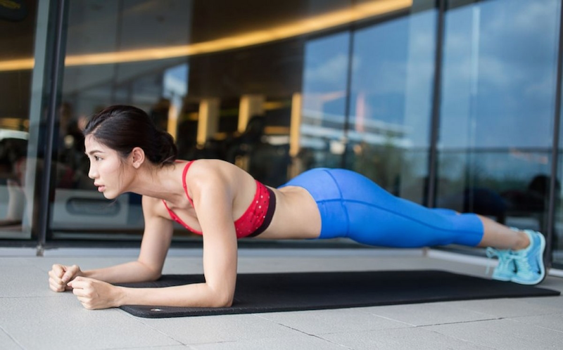Plank – Động tác giúp eo thon bụng phẳng hiệu quả