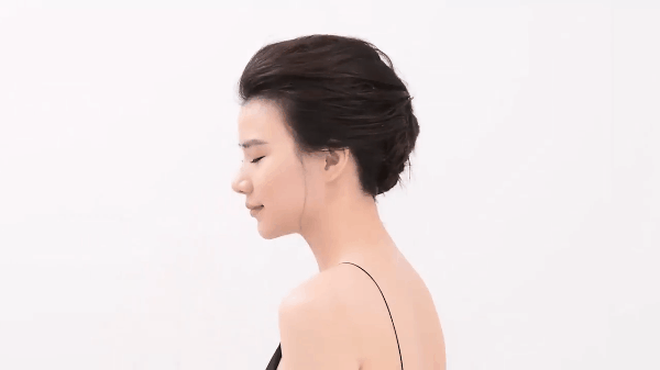 12 Kiểu Tóc Duyên Dáng Cho Mùa Giáng Sinh Bạn Phải Thử Ngay