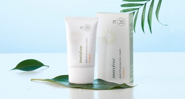 Innisfree No Sebum SPF35/PA+++- Không cồn, SIÊU KIỀM DẦU thích hợp cho mùa hè