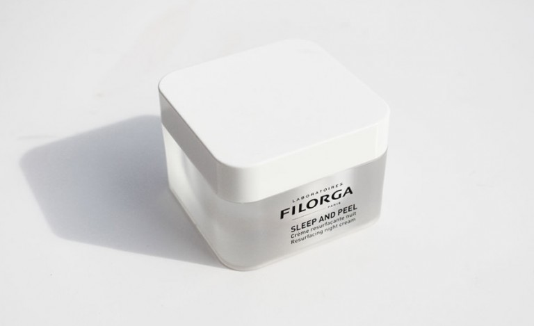 Đối thủ đáng gờm của Sunday Riley Good Genes -Vừa có AHA & BHA, Hyaluronic & Peptide