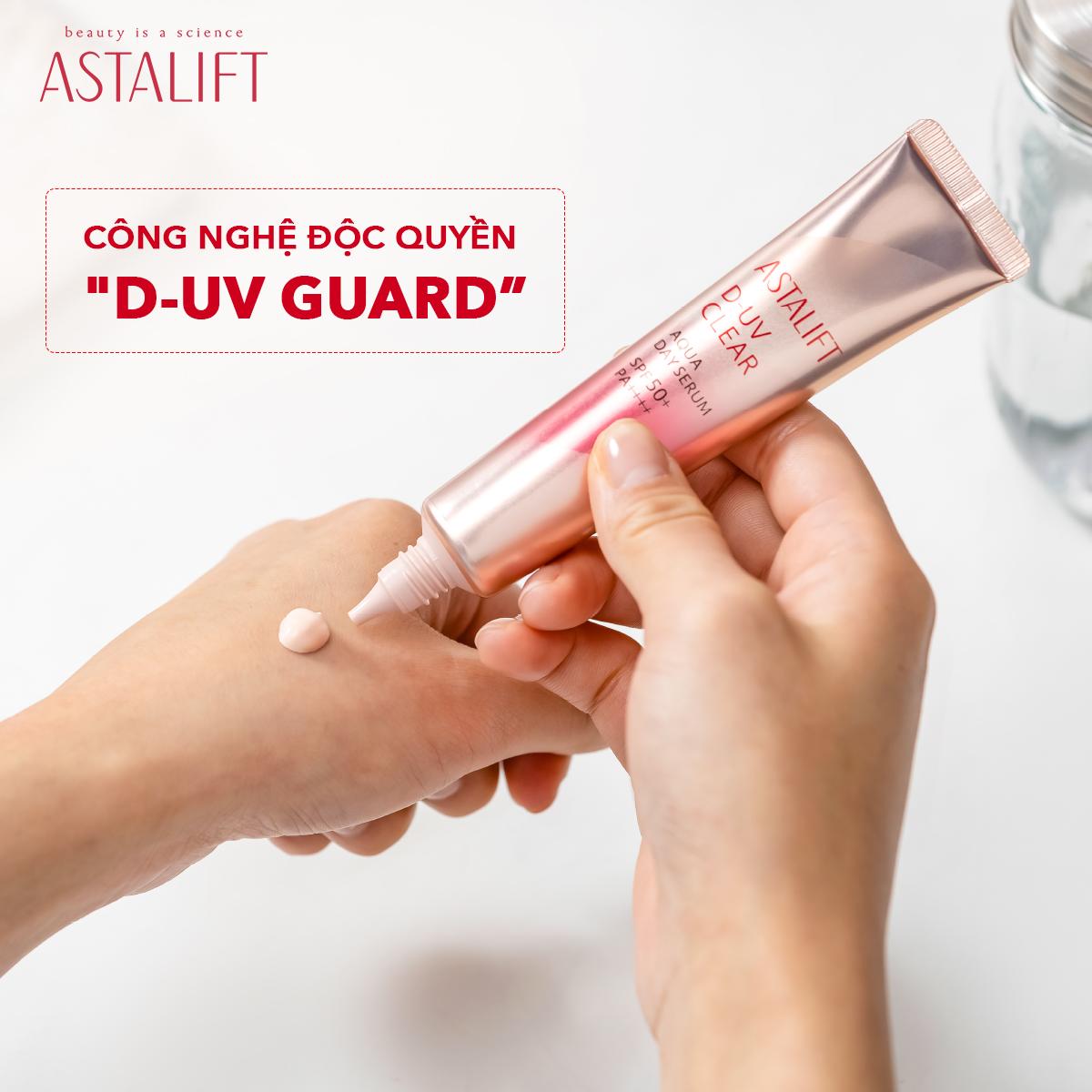 Kem chống nắng dưỡng ẩm Astalift D-UV Clear Aqua SPF50 + PA ++++ chất kem giúp hiệu chỉnh tông da