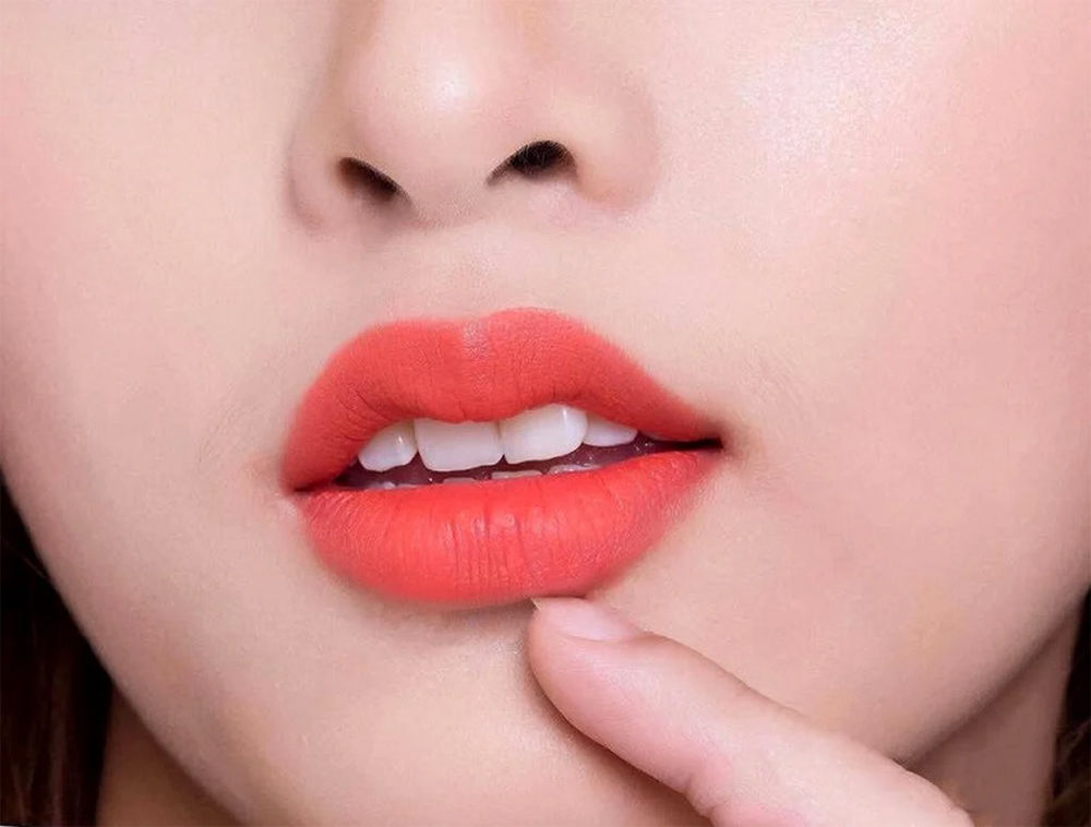 Bí Quyết Để Có Đôi Môi Đỏ Quyến Rũ