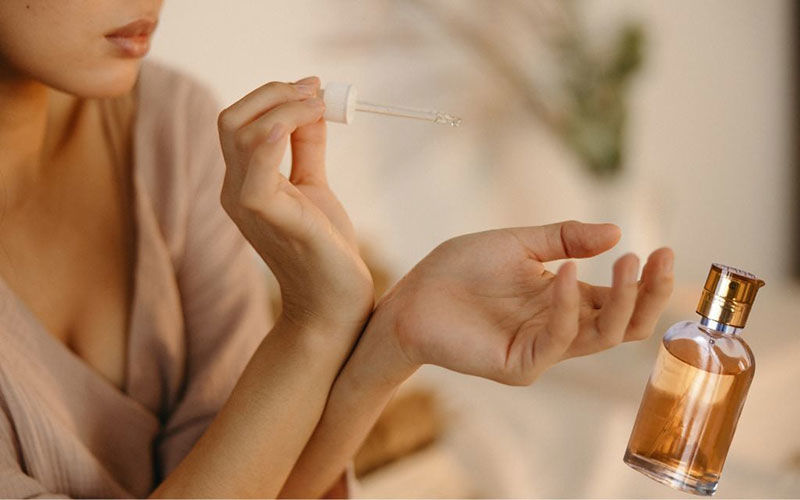 Độ lưu hương của nước hoa