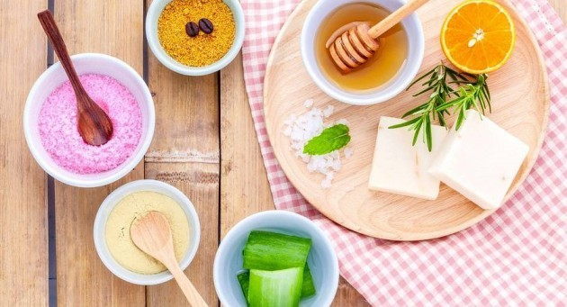 4 Công Thức Mặt Nạ DIY Dưỡng Da Đẹp Như Đi Spa Từ Chuyên Gia