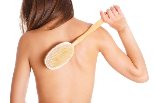 Chải Khô – Bí Quyết Giữ Gìn Nhan Sắc Của Miranda Kerr