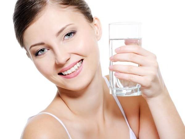 Liệu uống nước nhiều có khiến da bạn rạng rỡ?